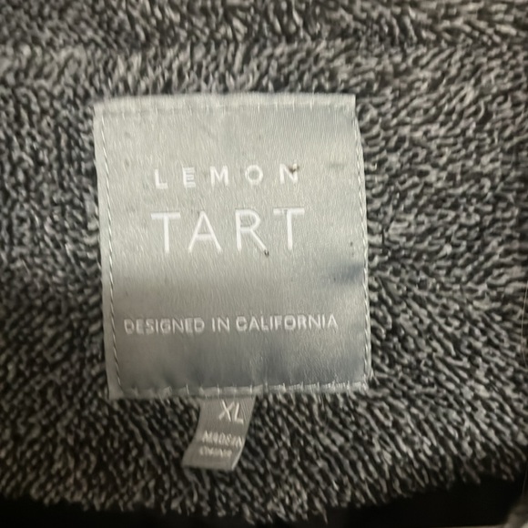 Lemon Tart XL Brynna Vest in Charcoal - Picture 6 of 8
